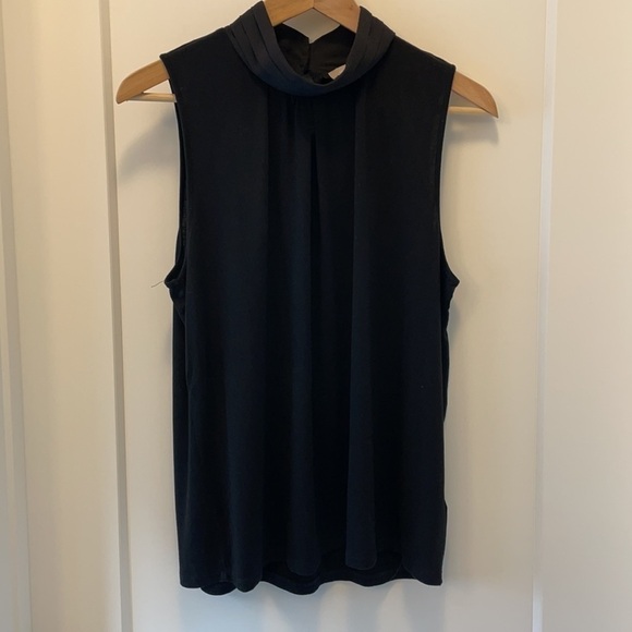 Sz L Pointelle black high collared dressy tank EUC - Picture 6 of 8
